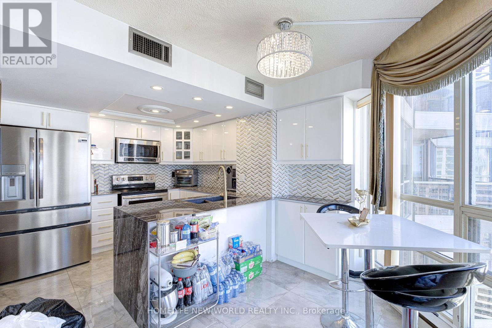 2704 - 45 Kingsbridge Garden Circle, Mississauga, Ontario  L5R 3K4 - Photo 5 - W13605144