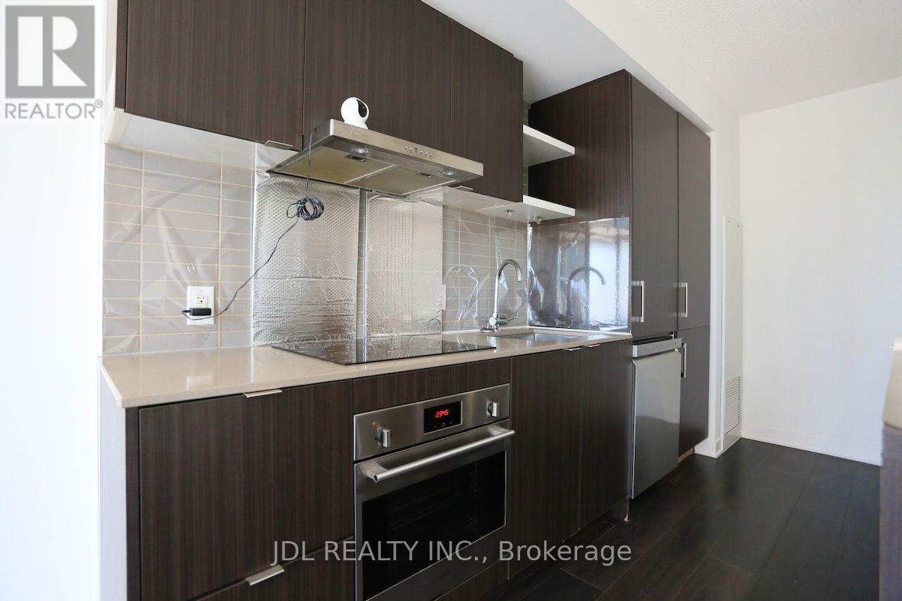 1705 - 88 Harbour Street, Toronto, Ontario  M5J 0C3 - Photo 7 - C13605164