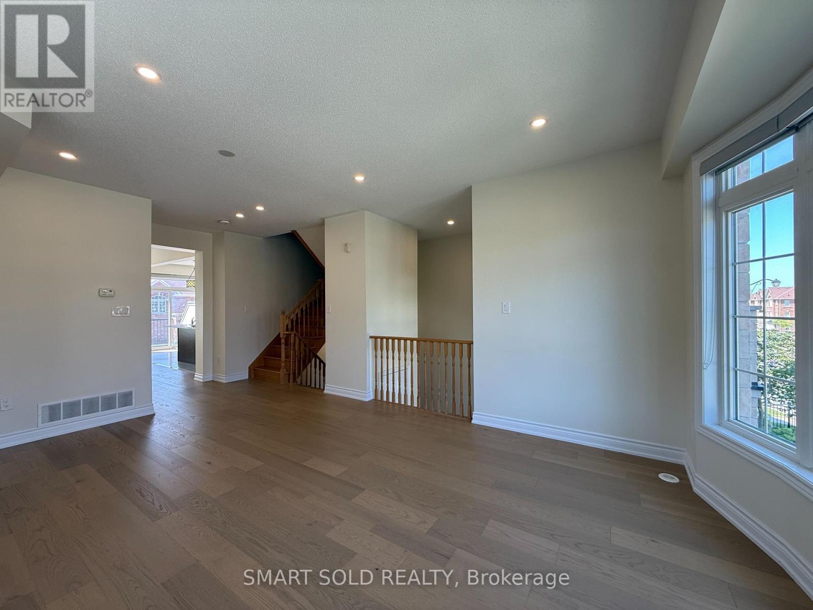 311 Dundas Way, Markham, Ontario  L6E 0R1 - Photo 4 - N13605158