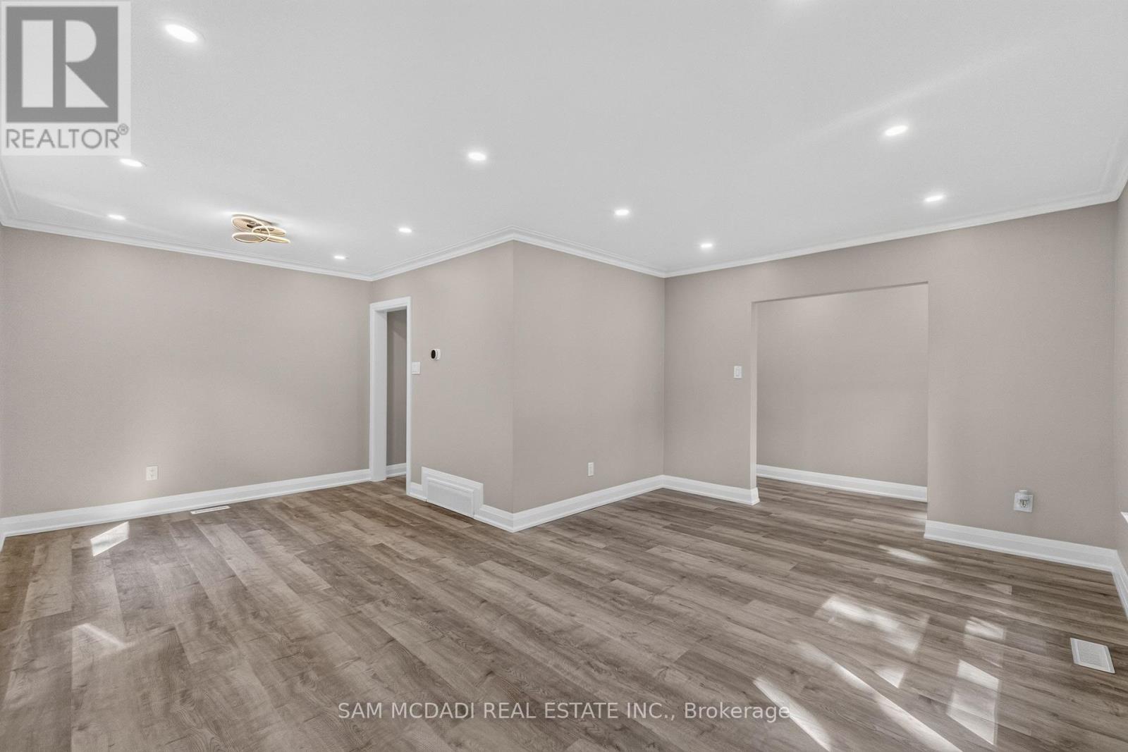 1153 Mona Road, Mississauga, Ontario  L5G 2Z8 - Photo 18 - W13605184