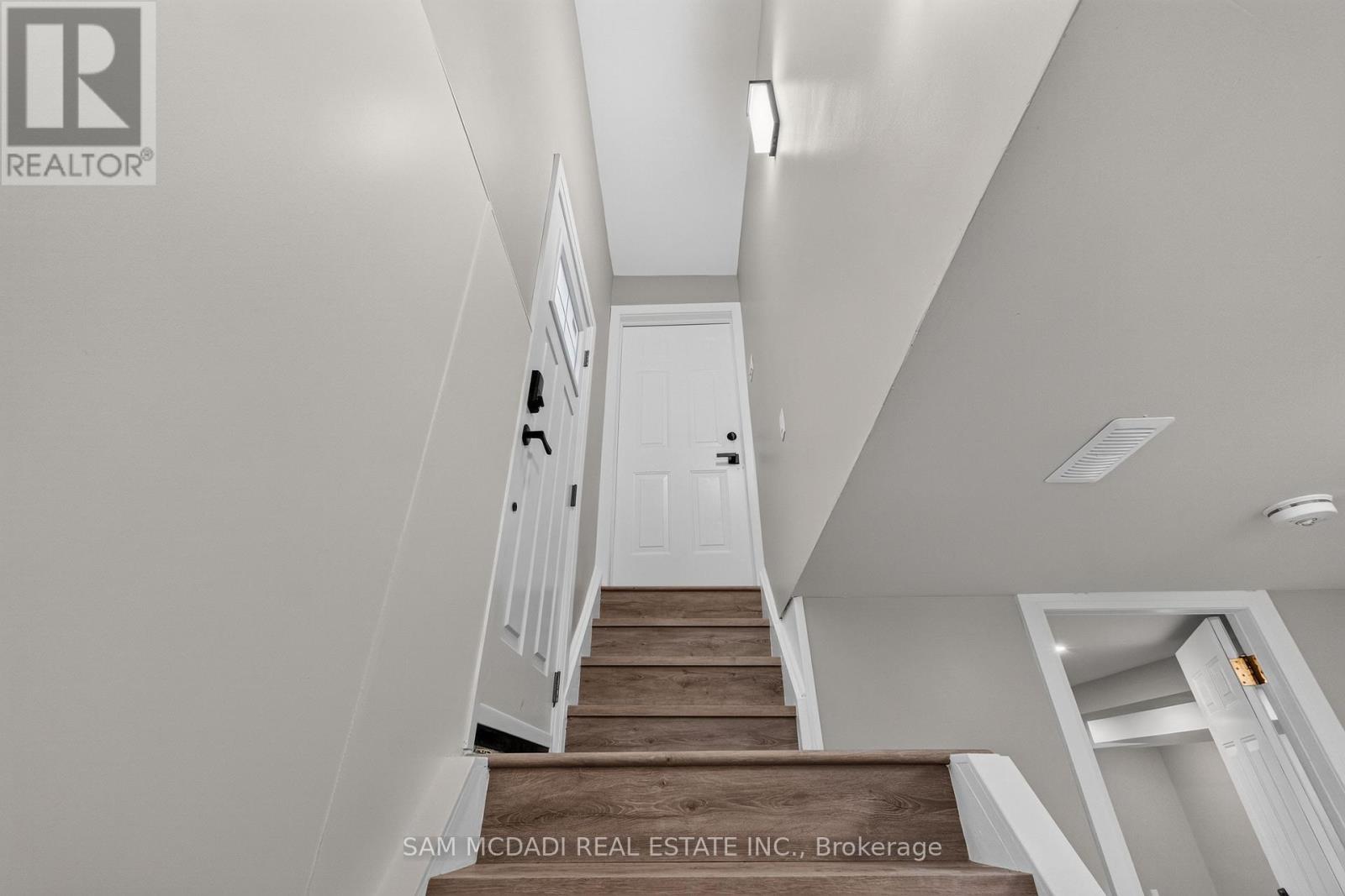 1153 Mona Road, Mississauga, Ontario  L5G 2Z8 - Photo 22 - W13605184