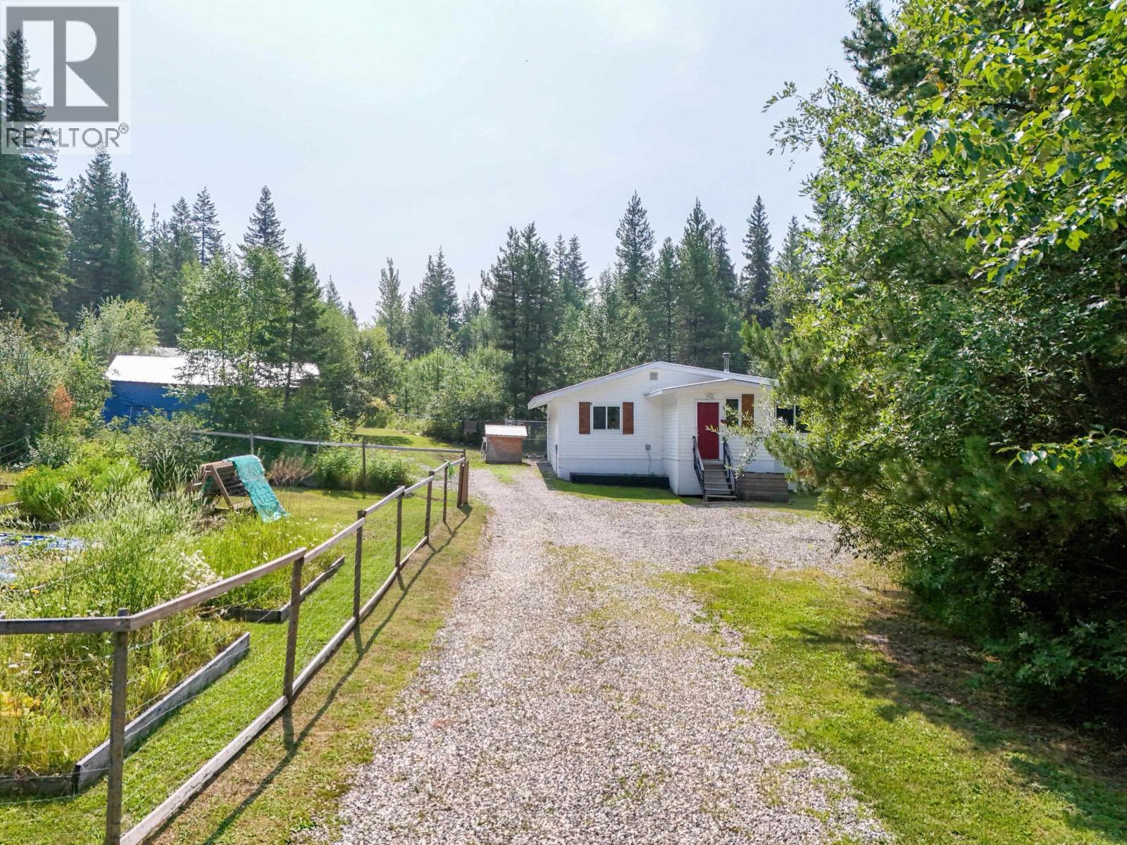 3861 Hillcrest Road, Quesnel, British Columbia  V2J 6T6 - Photo 1 - R3149914