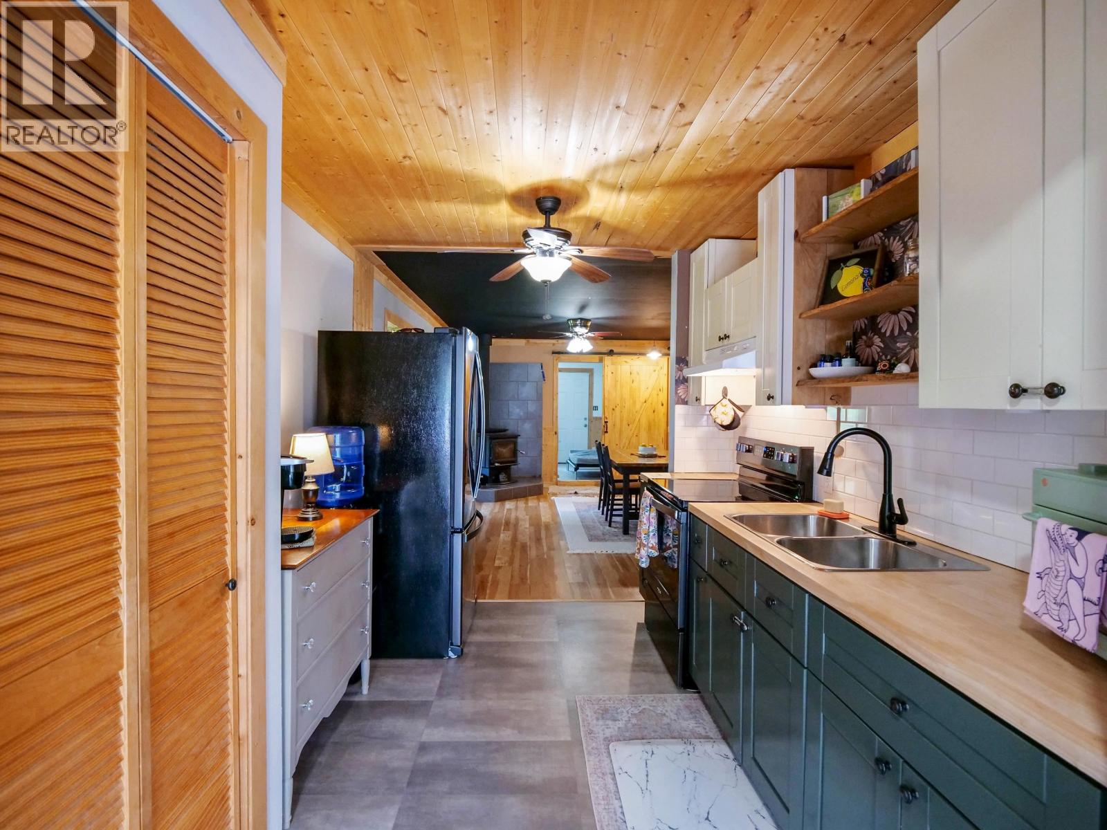 3861 Hillcrest Road, Quesnel, British Columbia  V2J 6T6 - Photo 7 - R3149914