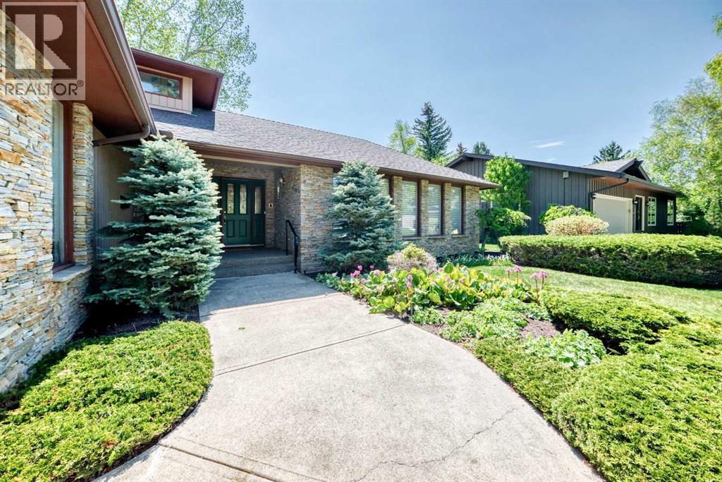 123 Varsity Estates Grove NW, Calgary, Alberta  T3B 4C8 - Photo 2 - A2307398
