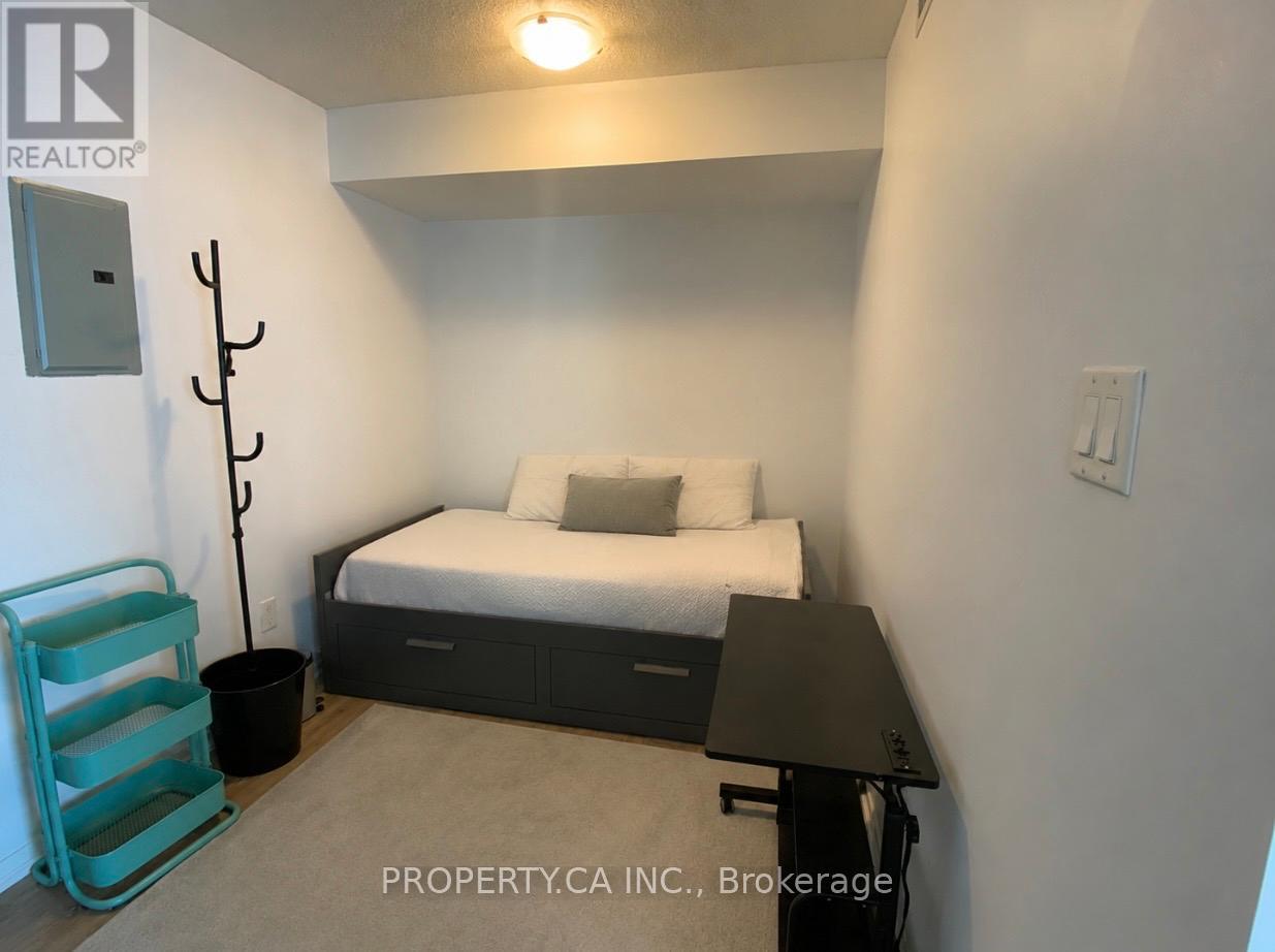 602 - 38 Grenville Street, Toronto, Ontario  M4Y 1A5 - Photo 10 - C13605208
