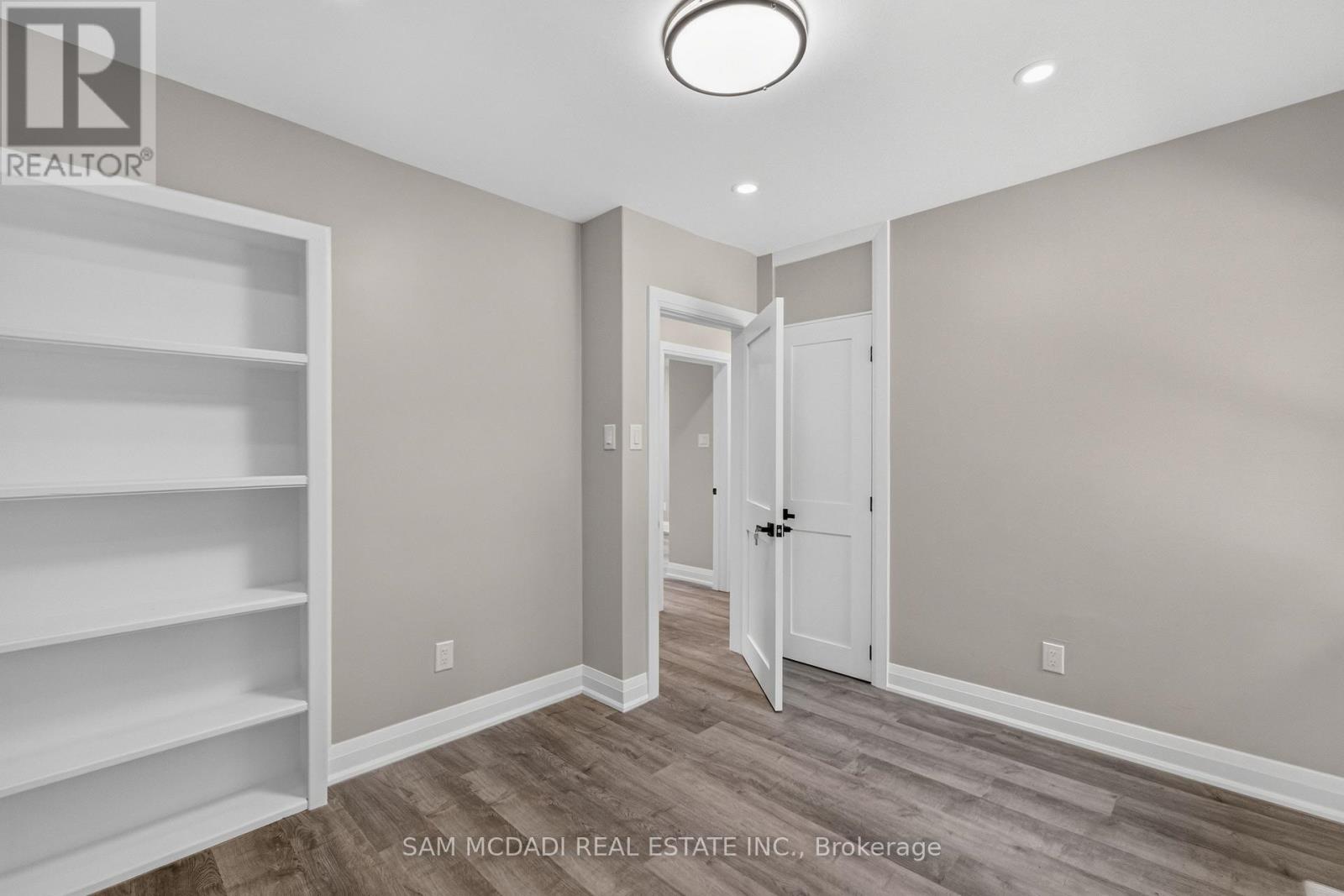 1153 Mona - Upper Road, Mississauga, Ontario  L5G 2Z8 - Photo 11 - W13605198