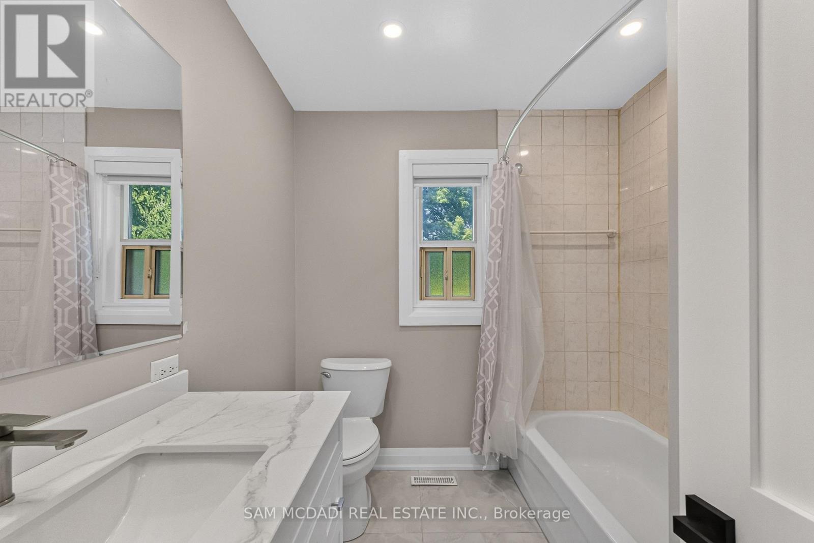 1153 Mona - Upper Road, Mississauga, Ontario  L5G 2Z8 - Photo 4 - W13605198