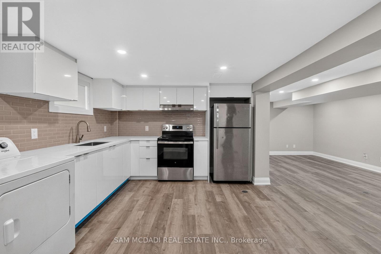1153 Mona - Bsmt Road, Mississauga, Ontario  L5G 2Z8 - Photo 8 - W13605202