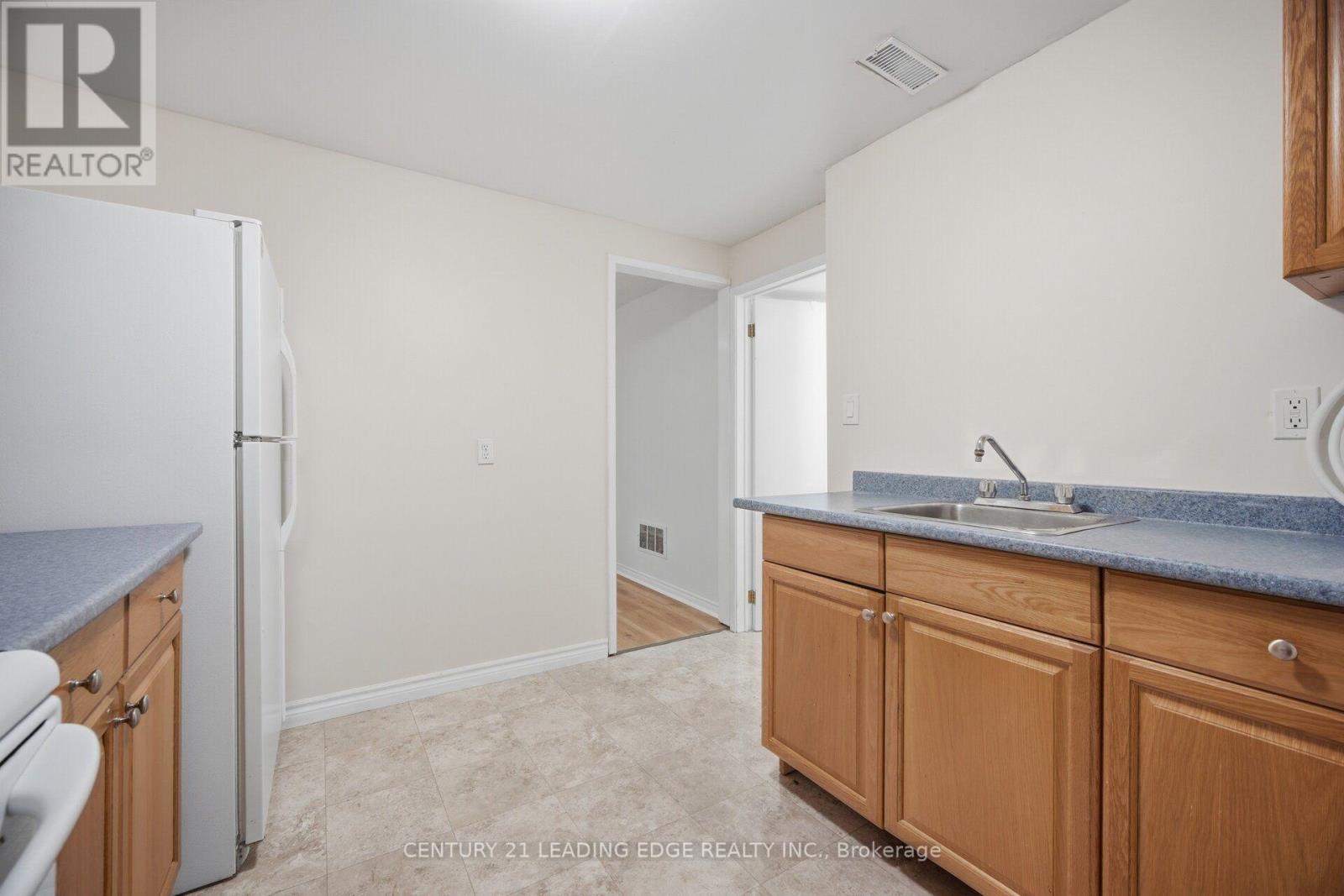 923 Redbird Crescent, Pickering, Ontario L1V 5K8 - Photo 40 - E13599964