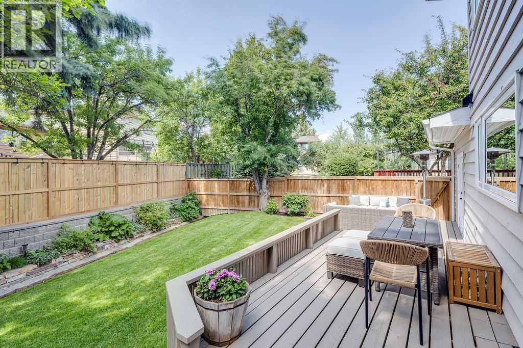 23 Woodgrove Crescent SW, Calgary, Alberta  t2w 3y9 - Photo 35 - A2328920