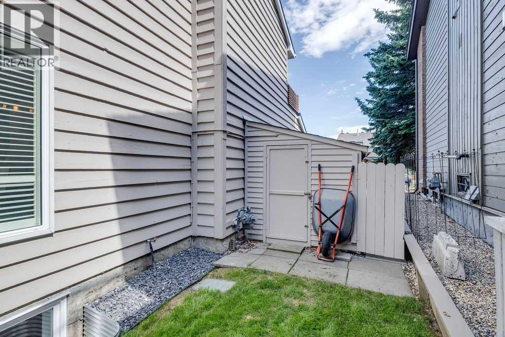 23 Woodgrove Crescent SW, Calgary, Alberta  t2w 3y9 - Photo 41 - A2328920