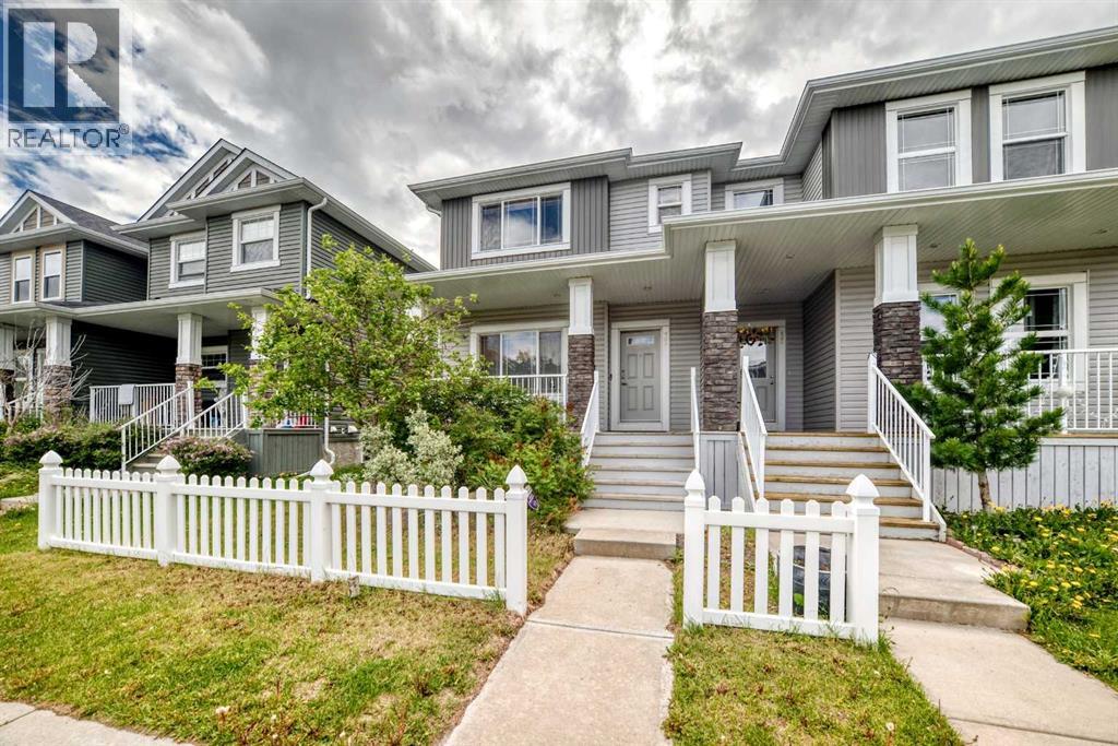 17 Redstone Common Ne, Calgary, Alberta  T3N 0K3 - Photo 1 - A2326613