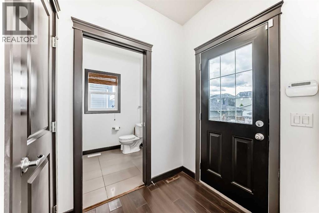17 Redstone Common Ne, Calgary, Alberta  T3N 0K3 - Photo 24 - A2326613