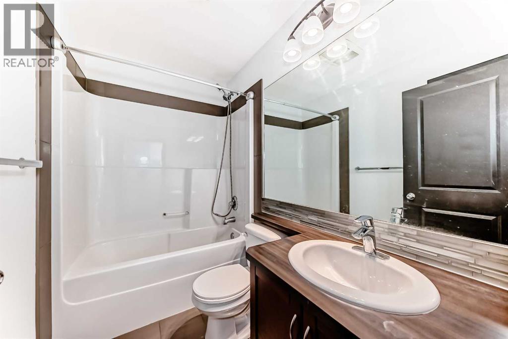 17 Redstone Common Ne, Calgary, Alberta  T3N 0K3 - Photo 38 - A2326613