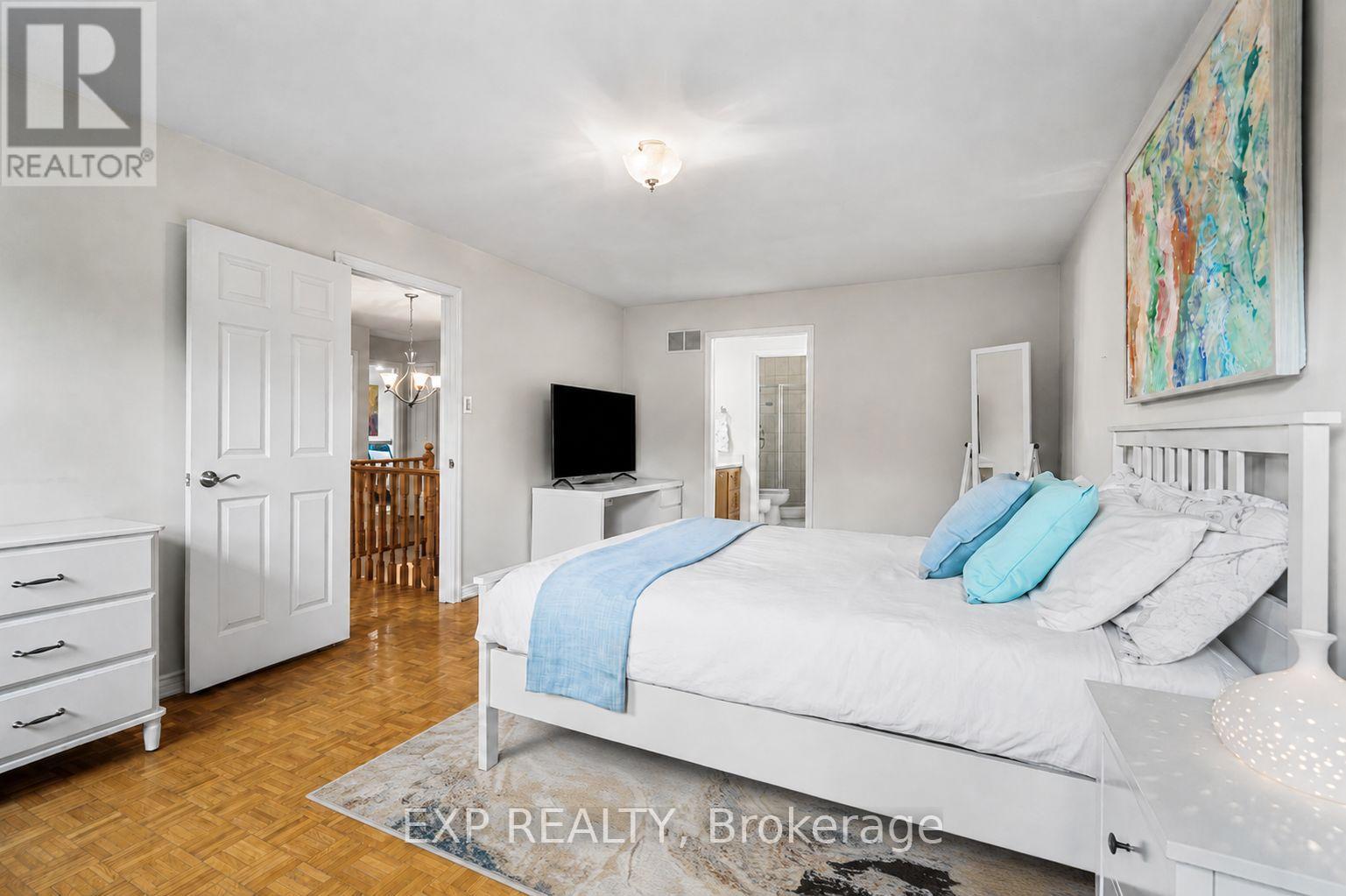 16 Wainwright Avenue, Richmond Hill, Ontario  L4C 5R5 - Photo 18 - N13600364