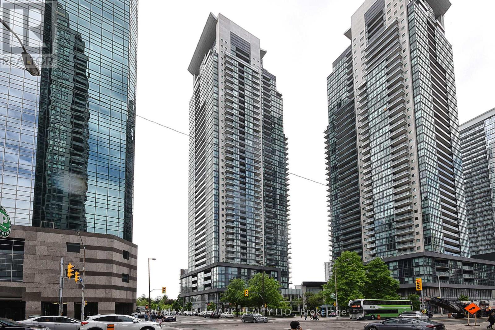 1806 - 5162 Yonge Street, Toronto, Ontario  M2N 0E9 - Photo 2 - C13552630
