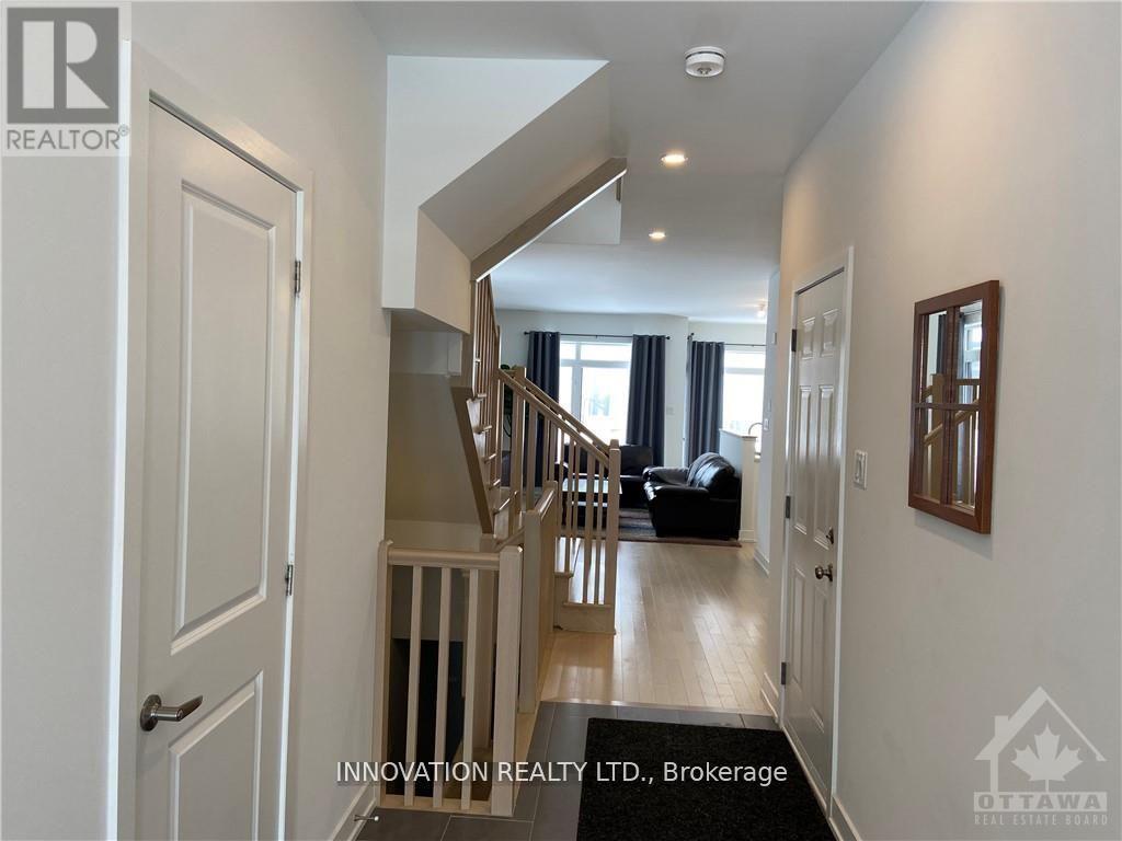 30 Brixton Way, Ottawa, Ontario  K2S 2P1 - Photo 4 - X13605290
