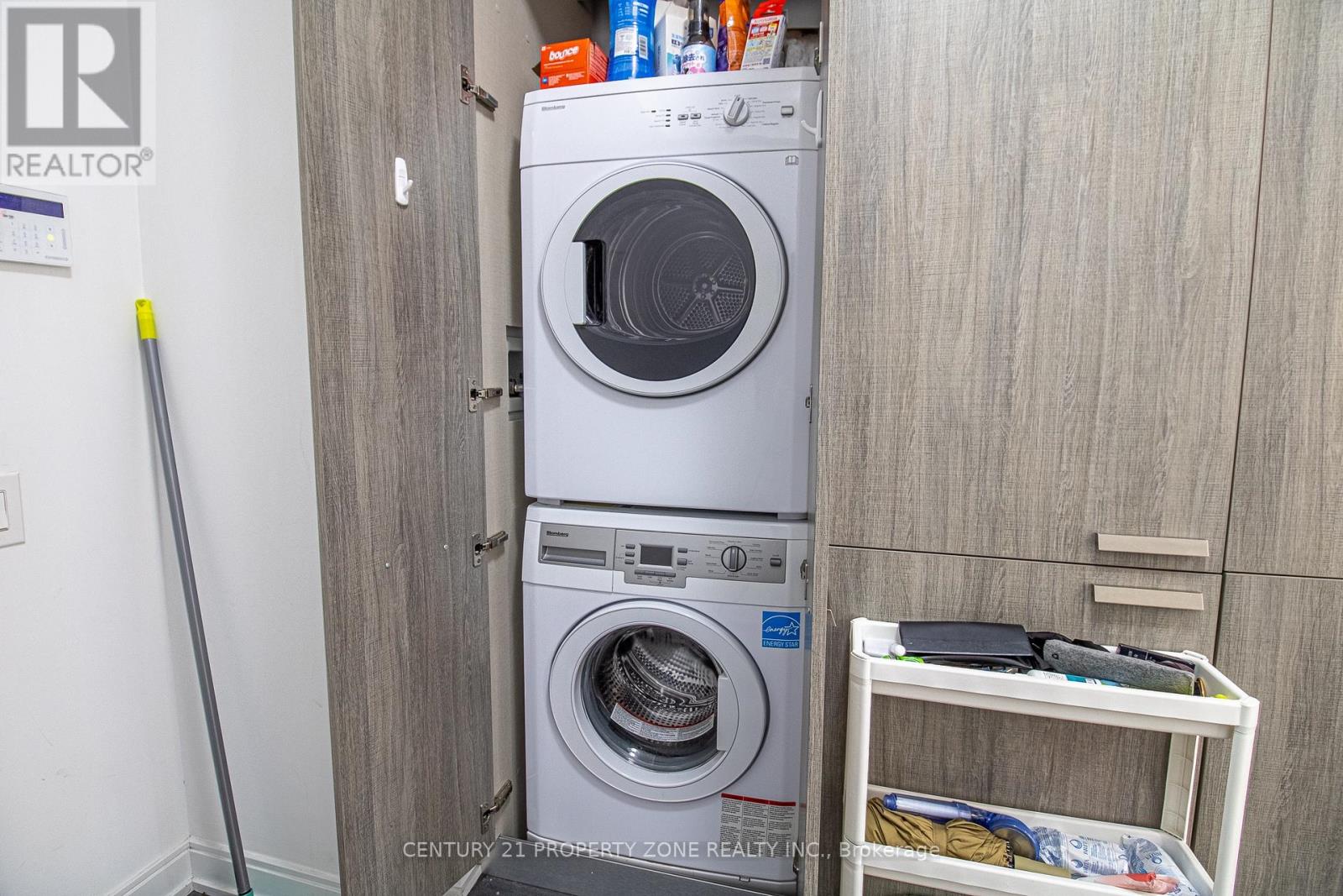 1007 - 50 Charles Street E, Toronto, Ontario  M4Y 1T1 - Photo 13 - C13605230