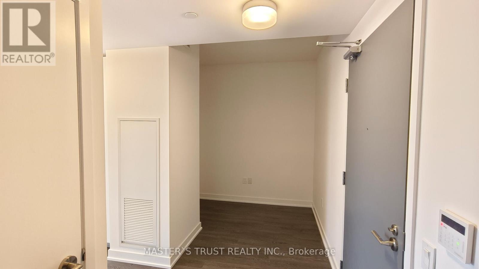 2503 - 50 O'neill Road, Toronto, Ontario  M3C 0R1 - Photo 12 - C13605254