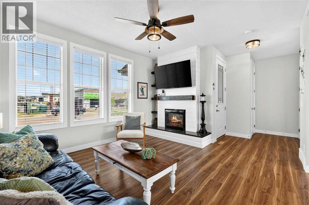 145 Waterford Boulevard, Chestermere, Alberta  T1X 2M9 - Photo 3 - A2326529