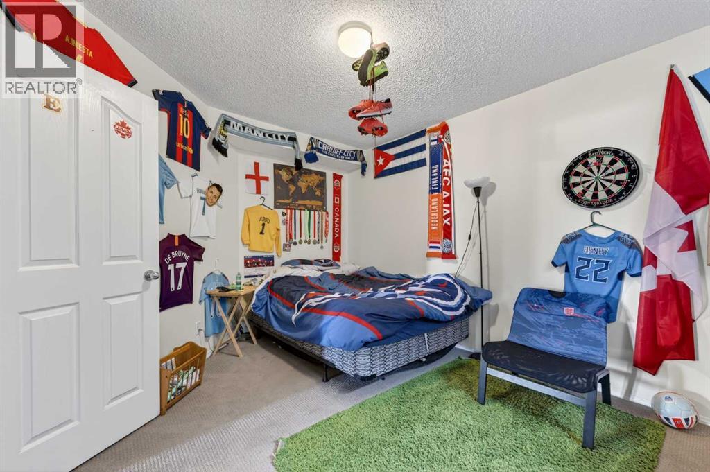 44 Bridlepost Green SW, Calgary, Alberta  T2Y 3X6 - Photo 32 - A2312111