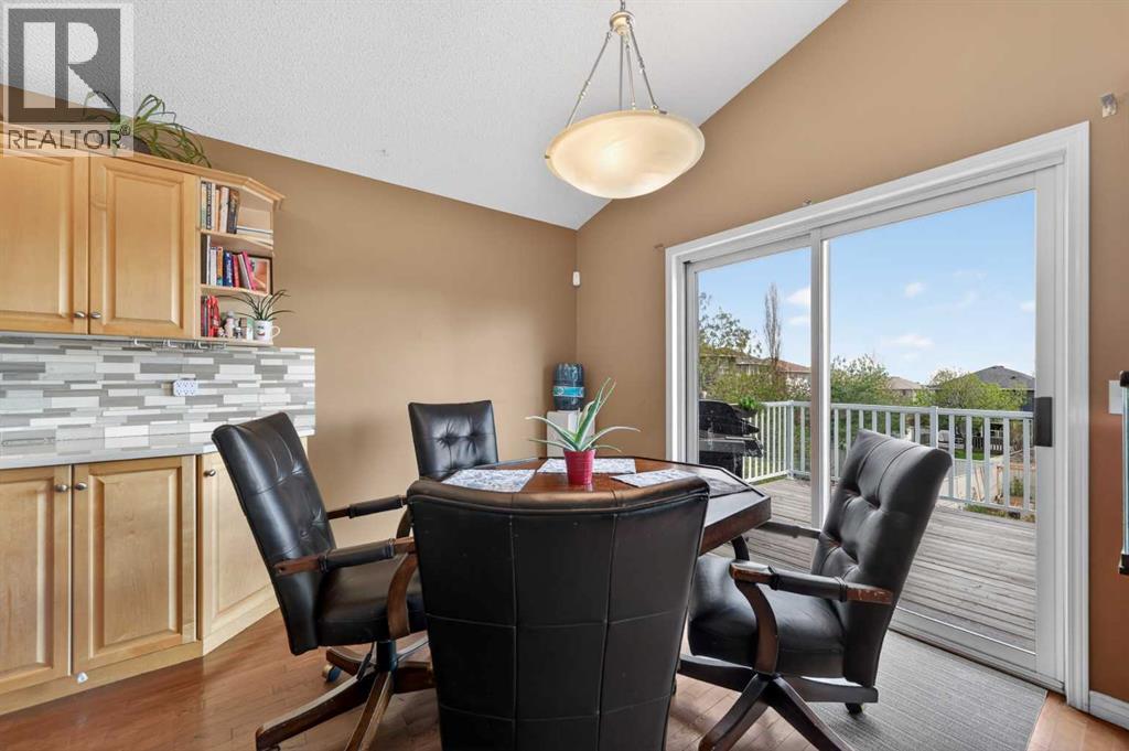 44 Bridlepost Green SW, Calgary, Alberta  T2Y 3X6 - Photo 20 - A2312111
