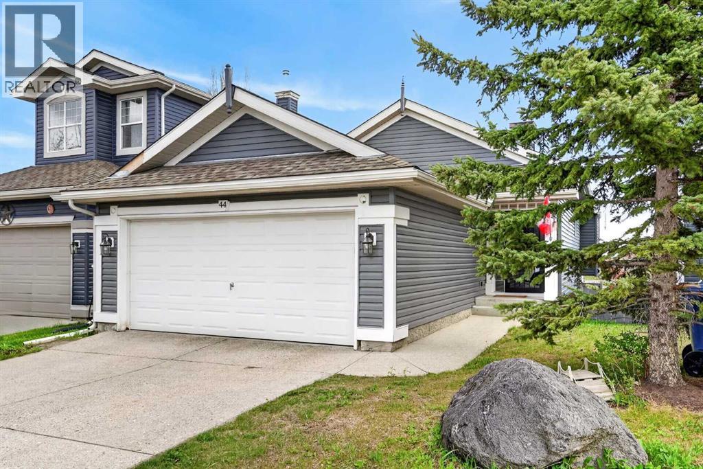 44 Bridlepost Green SW, Calgary, Alberta  T2Y 3X6 - Photo 37 - A2312111