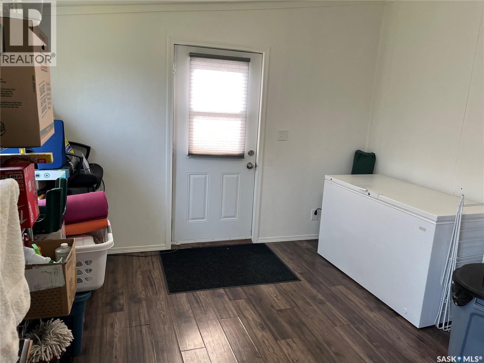 6 A Avenue, Willow Bunch, Saskatchewan  S0H 4K0 - Photo 21 - SK043664