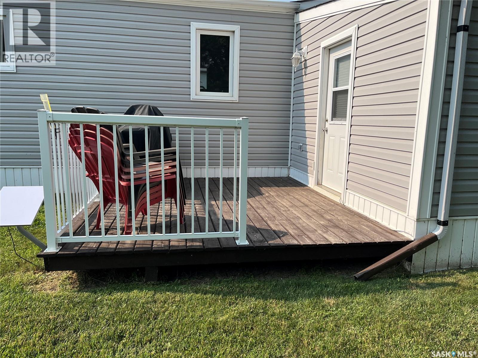 6 A Avenue, Willow Bunch, Saskatchewan  S0H 4K0 - Photo 27 - SK043664