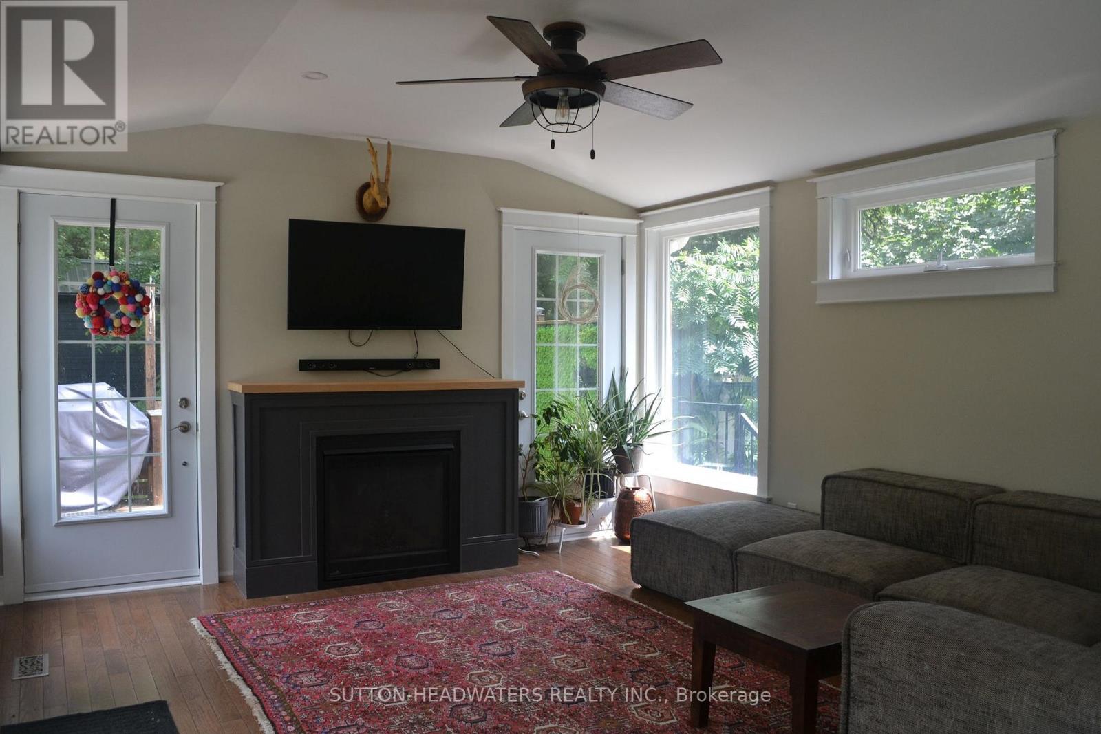 14427 Creditview Road, Caledon, Ontario  L7C 1N3 - Photo 5 - W13596664