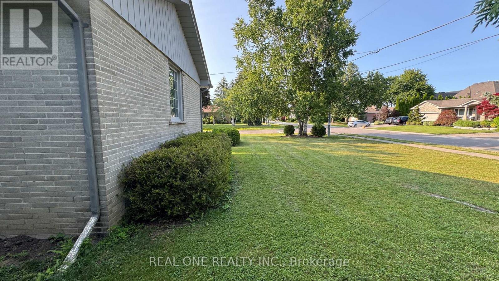 1 Silkstone Gate, Richmond Hill, Ontario  L4C 6V7 - Photo 6 - N13605330
