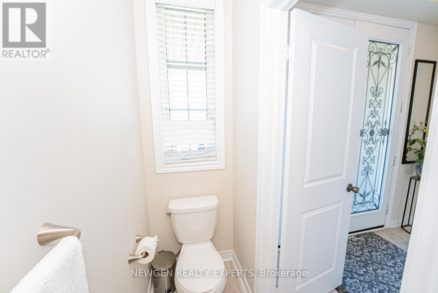 46 Monument Trail, Brampton, Ontario  L7A 4M9 - Photo 15 - W13601006