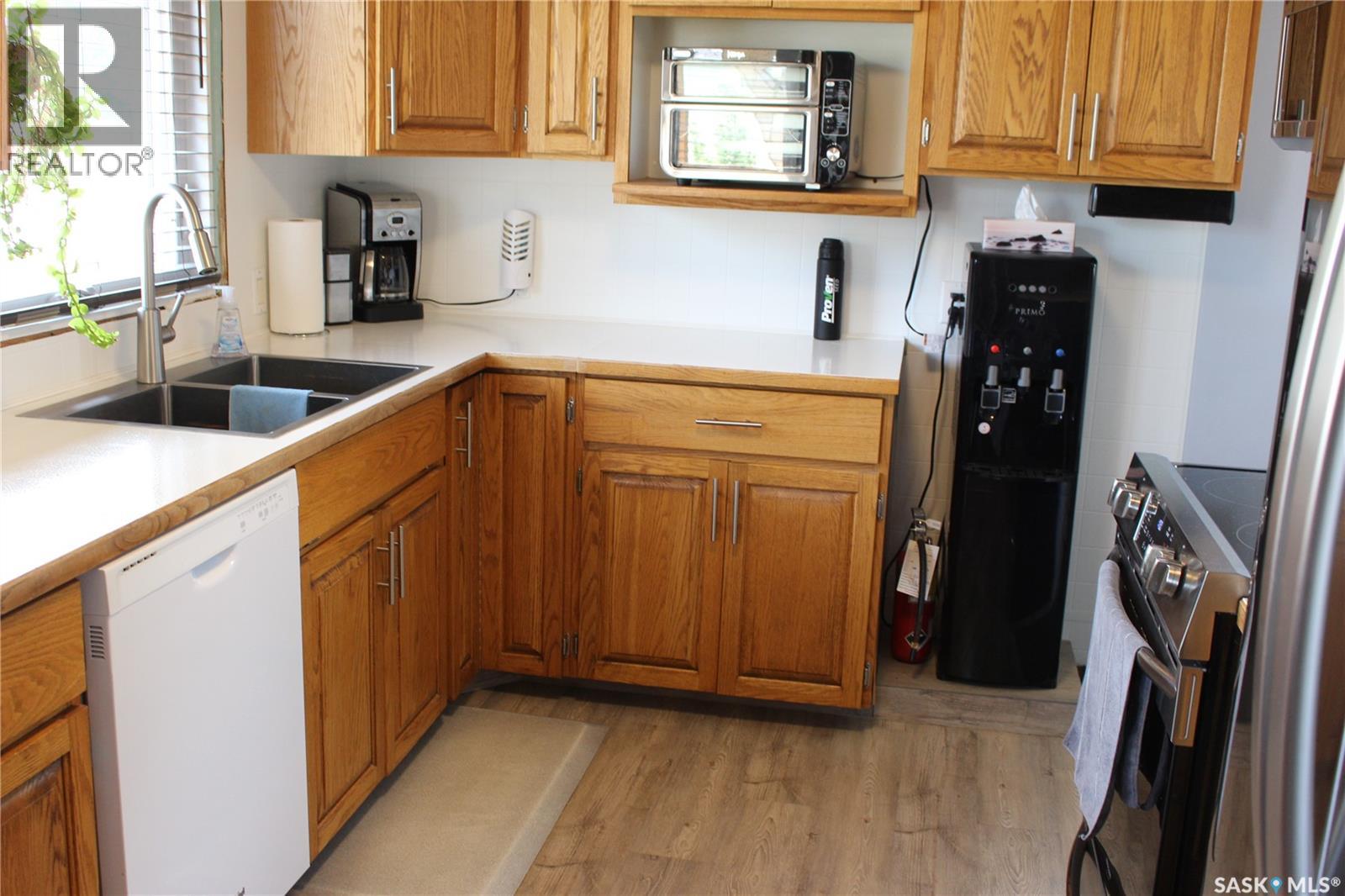265 Saskatchewan Street, Central Butte, Saskatchewan  S0H 0T0 - Photo 10 - SK043595