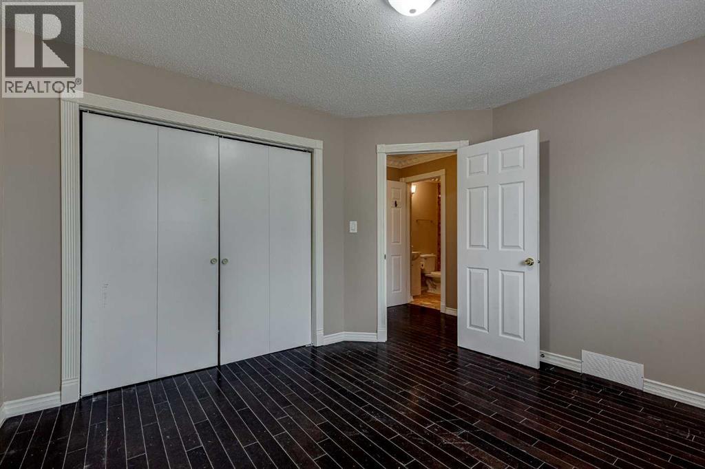24 Mackenzie Crescent, Lacombe, Alberta  T4L 0B2 - Photo 23 - A2332176