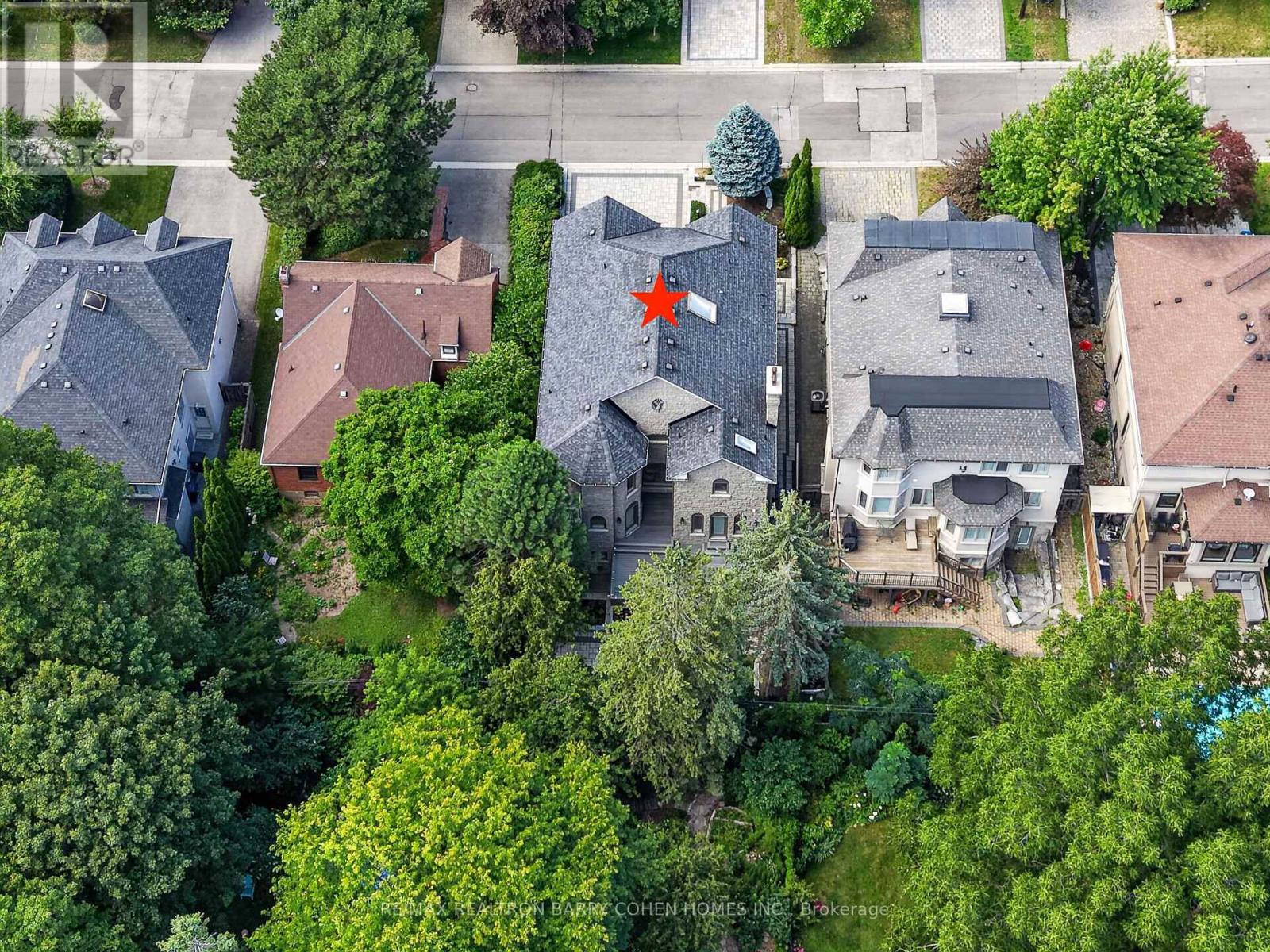 33 Munro Boulevard, Toronto, Ontario  M2P 1C1 - Photo 49 - C13605008