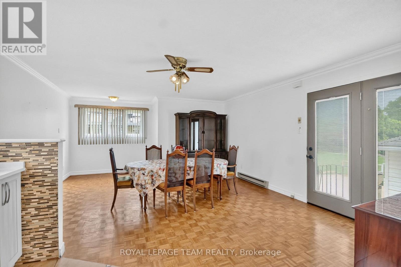 53 Fieldrow Street, Ottawa, Ontario  K2G 2Y6 - Photo 12 - X13605424