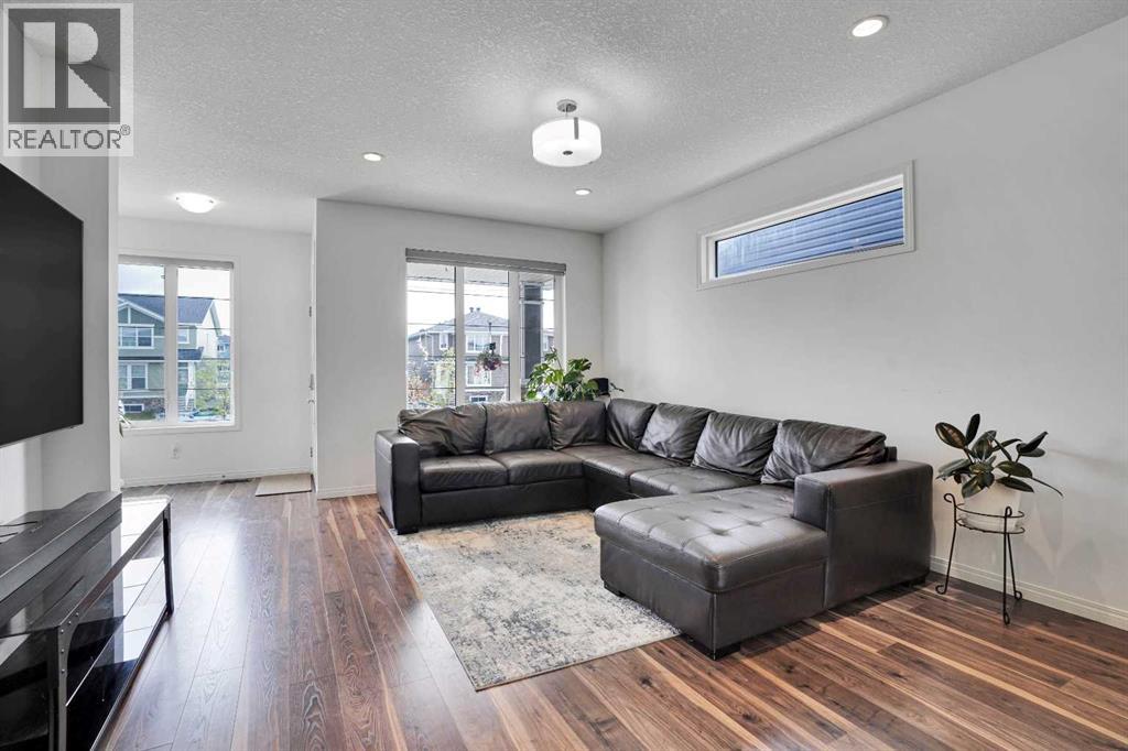 726 Redstone Drive Ne, Calgary, Alberta  t3n 1k9 - Photo 9 - A2311893