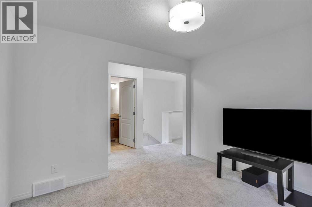 726 Redstone Drive Ne, Calgary, Alberta  t3n 1k9 - Photo 35 - A2311893