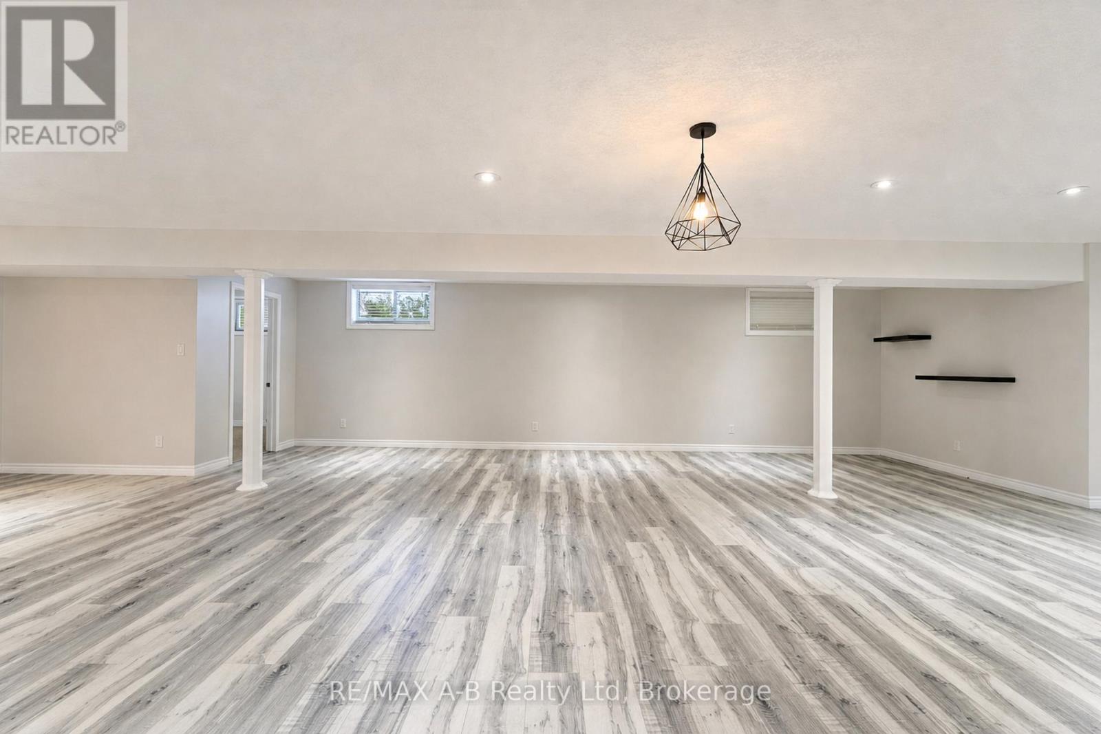 70 Kenton Street, West Perth (Mitchell), Ontario  N0K 1N0 - Photo 34 - X13605446