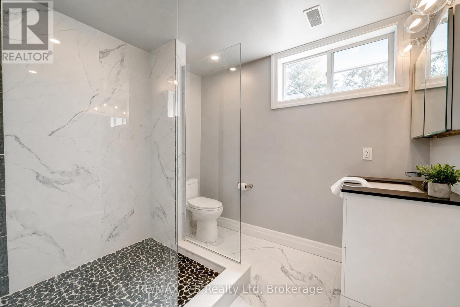 70 Kenton Street, West Perth (Mitchell), Ontario  N0K 1N0 - Photo 37 - X13605446