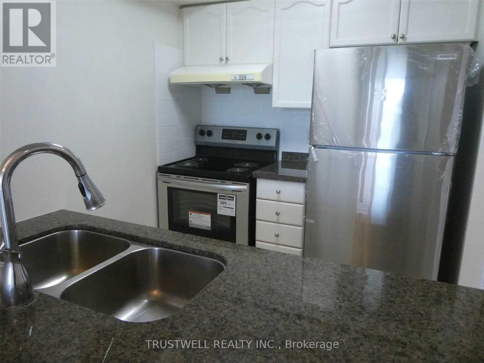 1508 - 8 Hillcrest Avenue, Toronto, Ontario  M2N 6Y6 - Photo 3 - C13605472