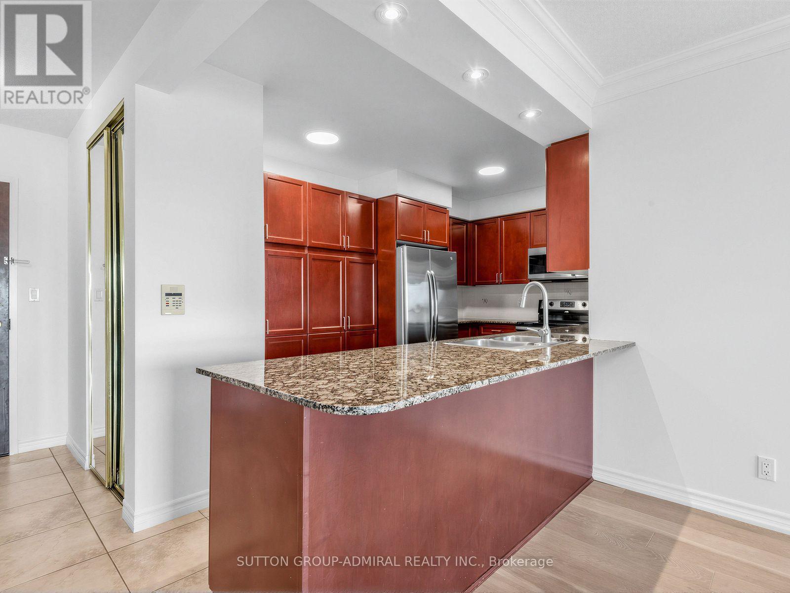 408 - 88 Promenade Circle, Vaughan (Brownridge), Ontario  L4J 9A4 - Photo 4 - N13605448