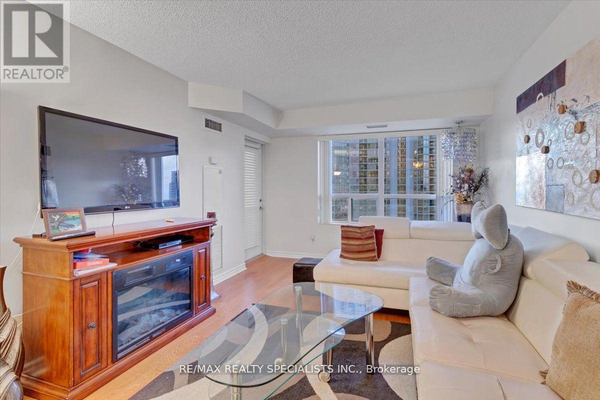 1720 - 25 Kingsbridge Garden Circle, Mississauga, Ontario  L5R 4B1 - Photo 11 - W13605438