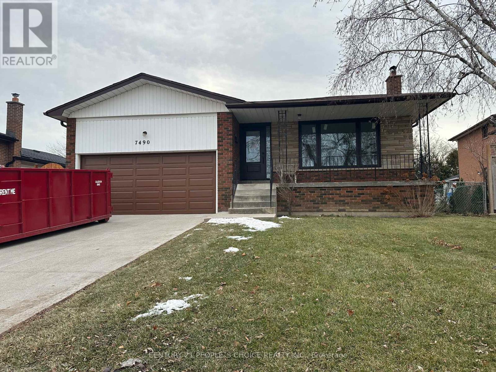 7490 MIDDLESHIRE DRIVE, Mississauga, Ontario