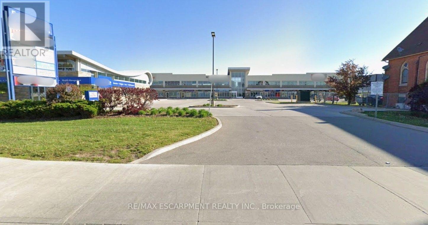 #210 - 2247 Rymal Road E, Hamilton, Ontario  L8J 2V8 - Photo 2 - X13605488