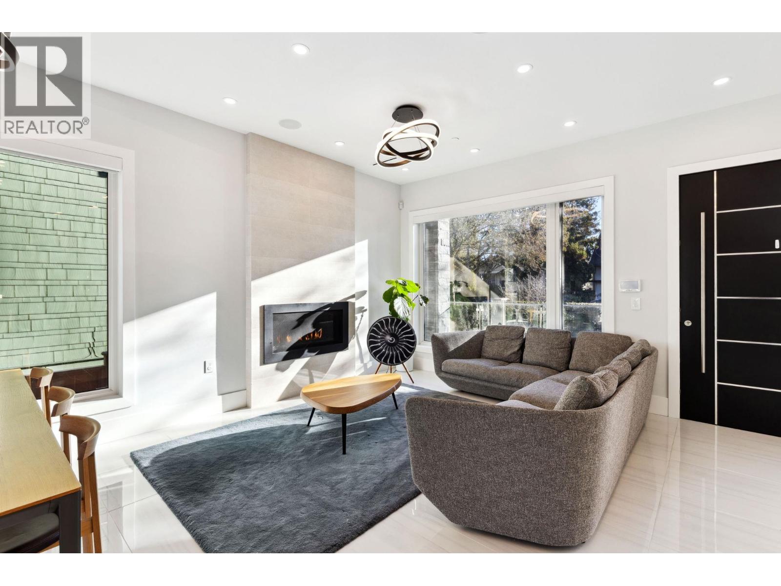 4437 W 13th Avenue, Vancouver, British Columbia  V6R 2V2 - Photo 4 - R3149674