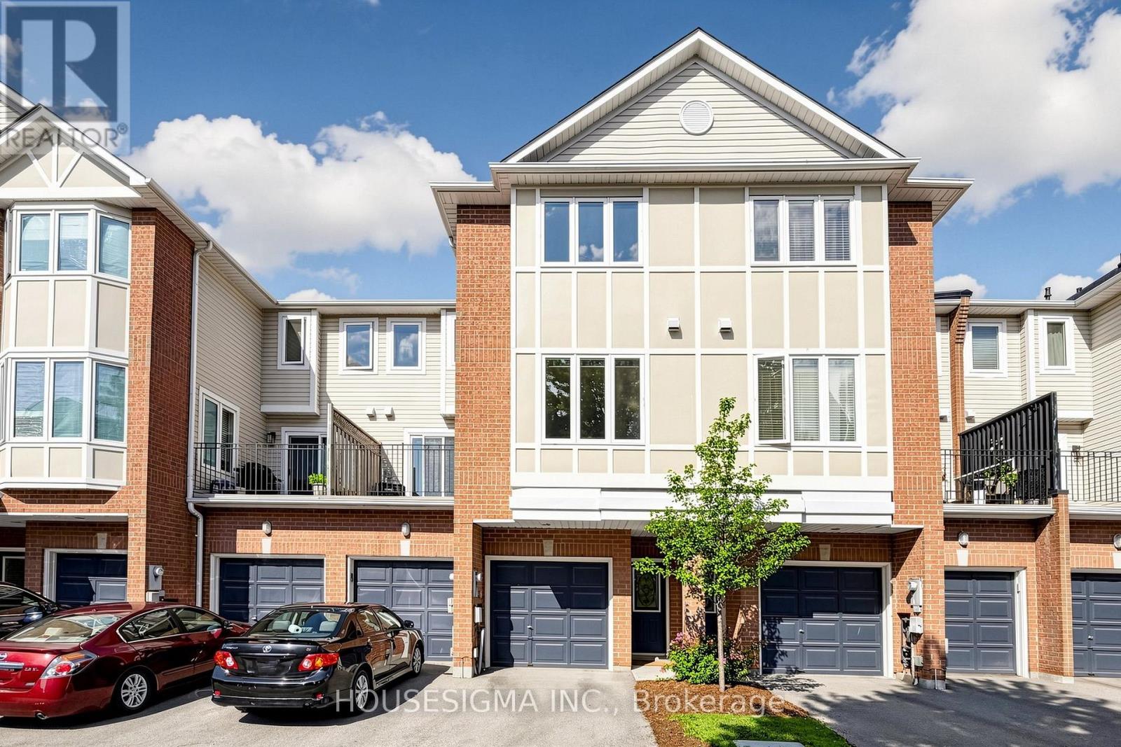 220 - 83 MONDEO DRIVE, Toronto, Ontario