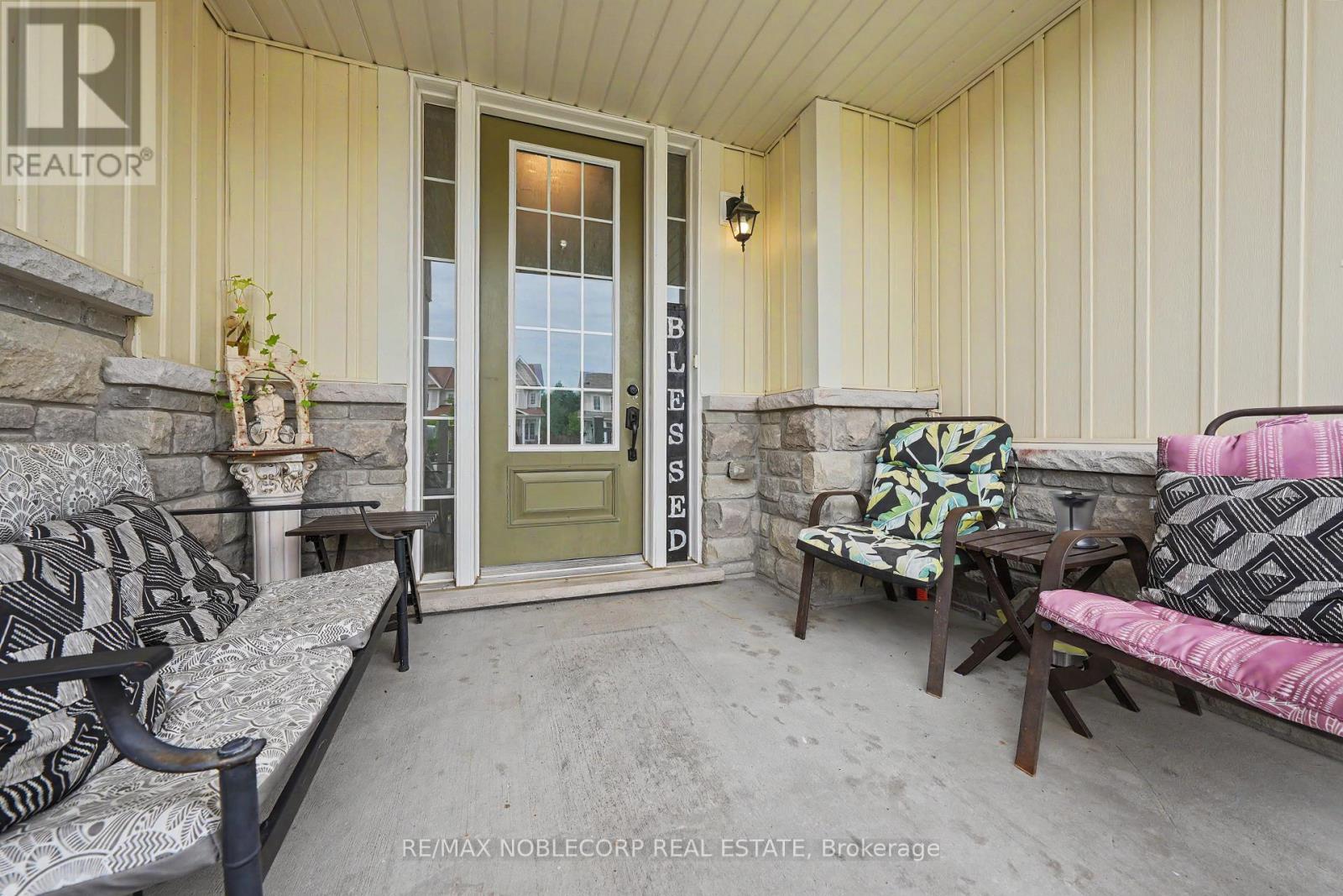 71 Blanchard Crescent, Essa (Angus), Ontario  L0M 1B5 - Photo 4 - N13605550