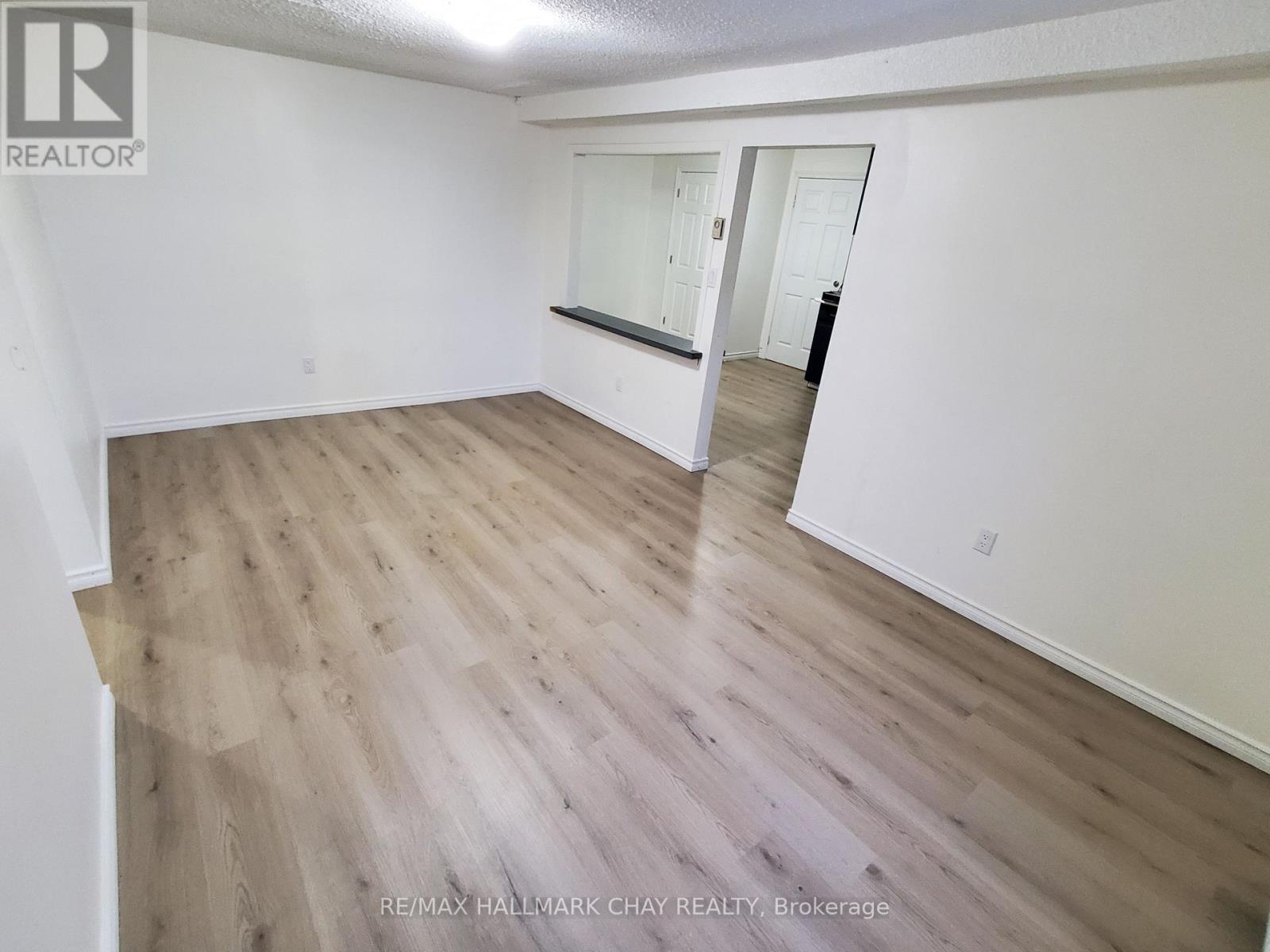 6 - 58 Queen Street W, Springwater, Ontario  L0L 1P0 - Photo 3 - S13605526