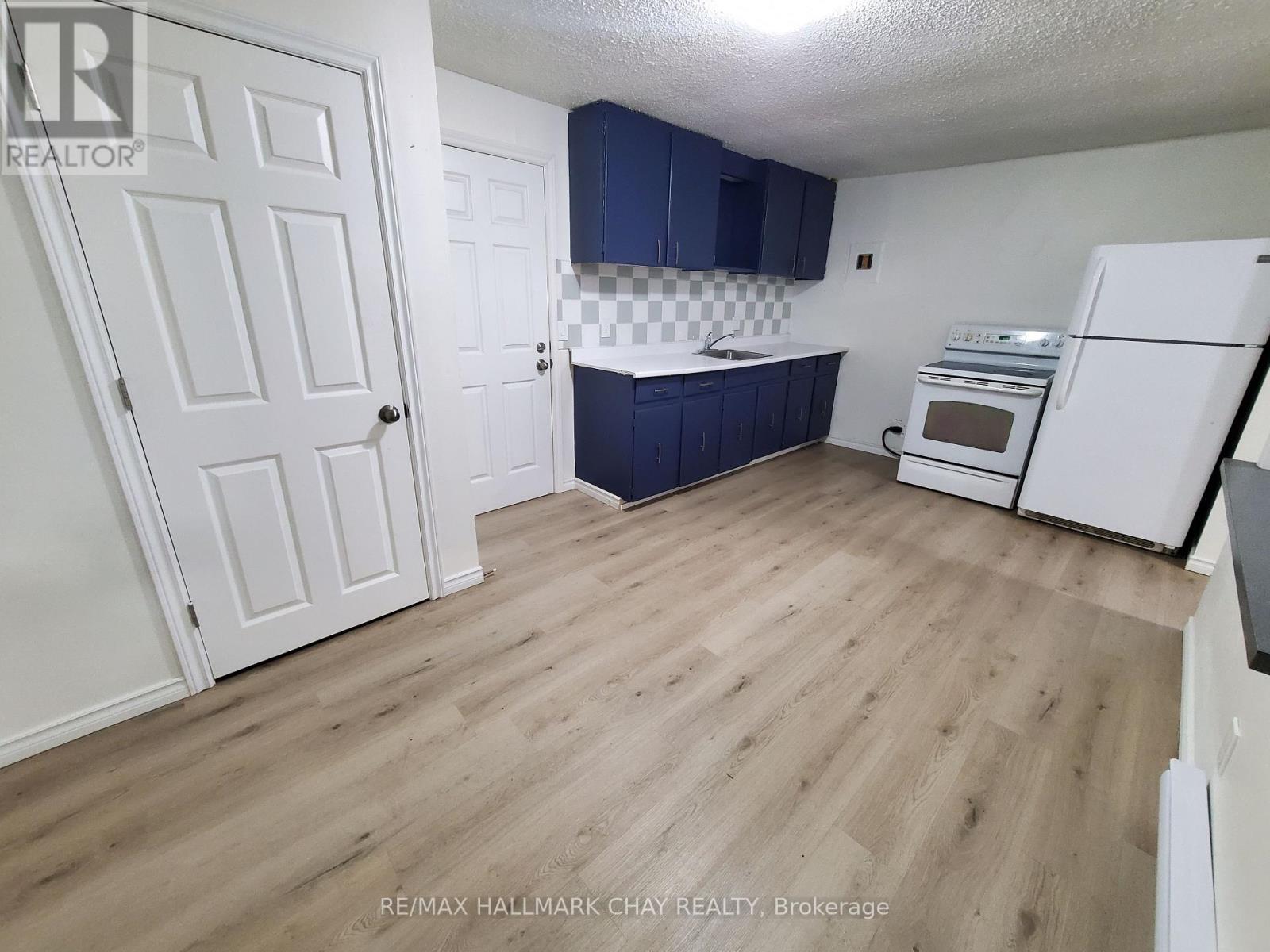 6 - 58 Queen Street W, Springwater, Ontario  L0L 1P0 - Photo 8 - S13605526